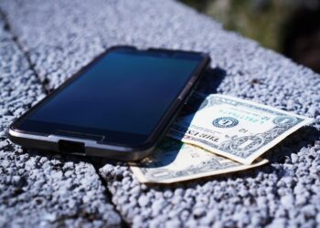 mobile phone, money, banknotes, buy, expensive, save, save money, jacks, american dollars, currency, cheap, phone, appar, smartphone, android, cheap, cheap, cheap, cheap, cheap